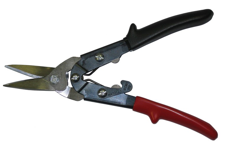dsMA70030  SNIPS RED HANDLE